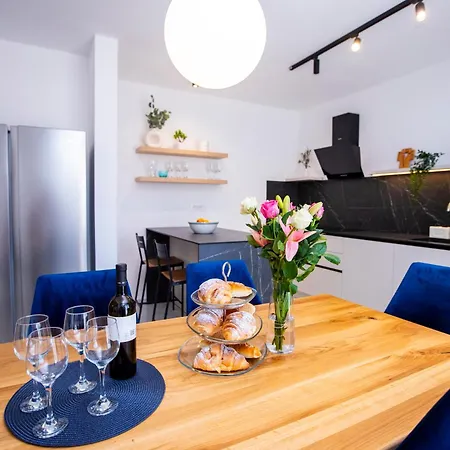 La Dolce Vita-trogir * Trogir