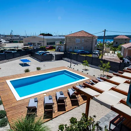 La Dolce Vita-trogir